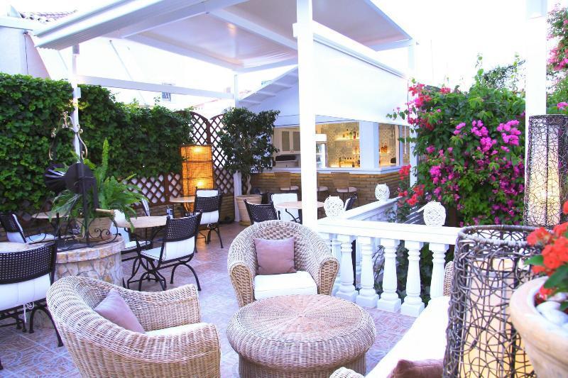 Armata Boutique Hotel Spétses Eksteriør billede